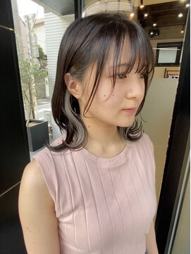 ウィーブス セタガヤ(weaves -SETAGAYA-) イヤリングカラー×シルバーグレージュ×小顔オリーブグレー