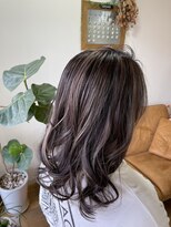 エルフゥ(Elle fou)&nbsp;筋感ハイライト　シルバー