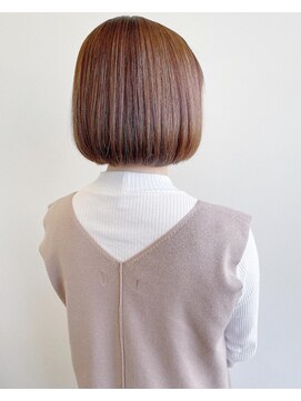 アヴァンセ サニー美容室 ストレートボブ