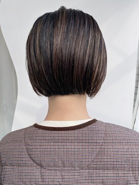 モリオ フロム ロンドン 大宮2号店(morio from London) 【なかじま ひびき】大人かわいいワンレンミニボブ