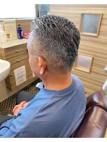 銀座マツナガ 神田店 短髪スキンフェード震災刈りアイロンパーマベリーショートメンズ