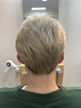 リーベ 秋津店(Liebe) メンズゴールドカラー