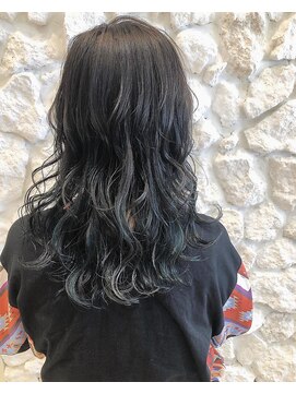 モアナバイヘッドライト 浦添店(Moana by HEADLIGHT) Moana【浦添】 #ロングヘア#インナーカラー #20代30代40代50代