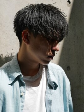 イーラ(era) ソフトツイストマッシュパーマ/メンズ/刈り上げ/眉毛/ツイスト