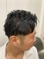 ヘアーアンドグルーミング ヨシザワインク(HAIR&GROOMING YOSHIZAWA Inc.)&nbsp;スパイラルパーマツーブロック刈り上げウェーブ床屋バーバー