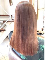 コア フィール ア デイ(COIFFURE A DAY) ストレートヘア ベージュカラー 髪質改善トリートメント