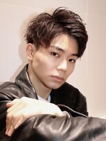 ルーシー 川越(LUCEY)&nbsp;センターパートフェザーパーマシャドウパーマメンズパーマ