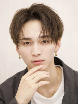 ルーシー 渋谷(LUCEY) センターパートフェザーパーマシャドウパーマメンズパーマ