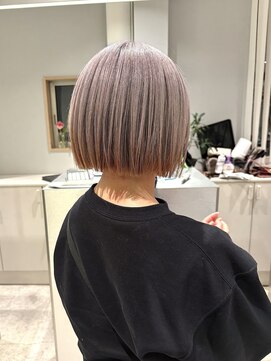 ケリーアン 太田(kelly.un) グレージュカラー/ホワイティーカラー／エンドカラー