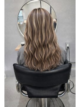 オーク あざみ野(OAK) ベージュ系3Dハイライト