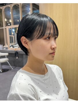 トレ バイ ソイ 大阪梅田(tre by soi) 暗髪でもお洒落♪マッシュショート