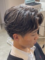 ブルニール 中崎町(BLEUNIR) フェザーパーマ フェザーショート 韓国ヘア ビジネスヘア