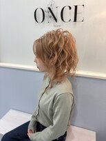 ワンス バイ エメ(ONCE by am'e) すじ盛りアップ