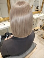 アンドットエス 銀座(and.S) 【ブリーチ×縮毛矯正】ハイトーンでもなれる艶髪ストレートボブ