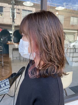 ノア(noa.) 明るめベージュ×ピンクインナーカラー