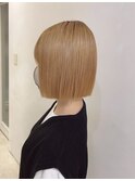 《GRANDLINE友田千栄》ハイトーンで決まるミニボブミルクティー