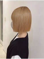 グランドライン(GRAND LINE)&nbsp;《GRANDLINE友田千栄》ハイトーンで決まるミニボブミルクティー