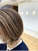 大人可愛いショートボブ/ブリーチ/ハイライト/ひし形/前下がり