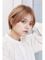 ミチオ ノザワ ヘアサロン ギンザ(Michio Nozawa HAIR SALON Ginza)&nbsp;前髪長めなショートヘア