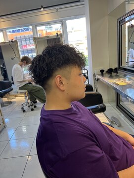 アイズ 海老名(AIZU) ツイストスパイラルパーマ　スパイラルパーマ　ツイストパーマ