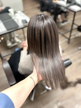 ヴィフ 大船(VIF) バレイヤージュケアブリーチダブルカラー大船駅鎌倉