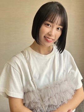 トナリ(tonari) ミニボブ アッシュカラー 10代20代 【鹿児島中央駅】