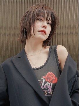 ラーナー(LONER) ショートボブ×抜け感ブラウン【LONER神戸三宮】