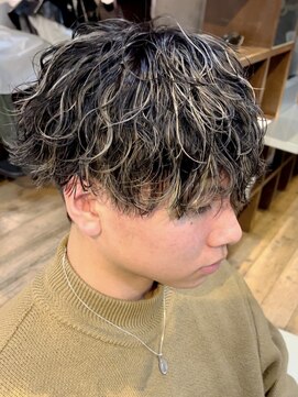 ディバイン 船橋店(divine) 波巻きスパイラルパーマツイストスパイラルパーマセンターパート