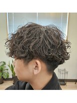 タスクヘアー(task hair)&nbsp;ケアパーマ波巻きパーマ×ツーブロック刈り上げマッシュ