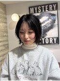 ボブウルフブルーブラック黒髪ショートショートレイヤーミニボブ