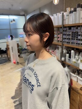 トワ バイ リンネ(Towa by Lin’ne) 10代からオトナ女性まで似合う『丸みショートボブ』矯正あり