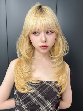 シオン(shion) ロング前髪カットブリーチハイトーン_F30845