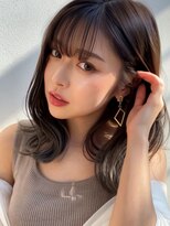 美容室 ビ フェスカ(B FESCA) レイヤーミディアム/グレージュ/インナーカラー/20代