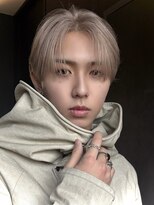 サンクマーケット 渋谷(cinq MARKET) メンズミルクティーベージュコンマヘアアッシュグレージュカラー