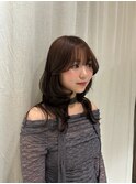 チョコブラウンセミハッシュカットハイレイヤーシースルーバング