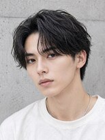 タックバイハレ たまプラーザ(takk by Hale)&nbsp;Haleメンズ刈り上げセンターパートニュアンスパーマたまプラーザ