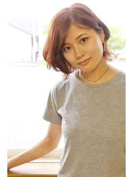 クルーブラン(CouLeur blanc) 無造作な動きと透明感のある、外国人風ショートボブ