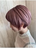 ショートボブ