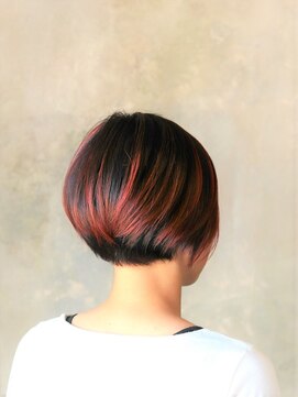 ヘアサロン リュッカ(Lycka) 【Ｌｙｃｋａ】　ショートボブ×バレイヤージュ