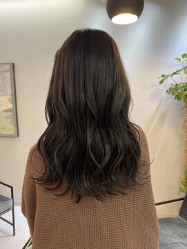 ジ エクト ヴィシア 心斎橋店(The Ect VIXIA) グレーベージュ×大人ガーリー