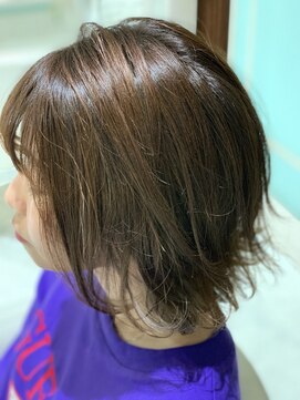 ミエルヘアーエスト 新宿店(mielhair est) イヤリングカラー×グレー