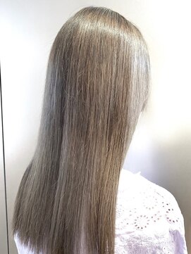 ムク 新宿(muc) ミニウルフ/テラコッタ/デジタルパーマ/くすみブルー[新宿]