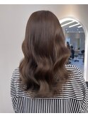 髪質改善*ペールベージュ*巻き髪ミディ【Zina 新宿】