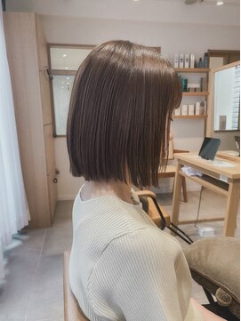 クラップス 上大岡(CLAPS) ストンボブ/切りっぱなし/ボブ/ストレート/まろやかベージュ