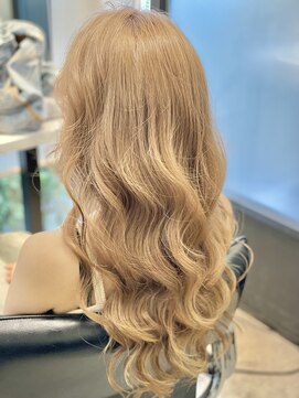 エイト 北千住店(EIGHT) ミルクティーベージュ