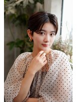 ソイルバイロミー(soil by ROMMY)&nbsp;【店長小川のショート】30,40代☆黒髪でシンプルな大人ショート