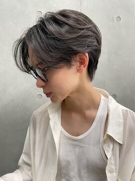 ブリンク(blink) 毛流れセンターパート