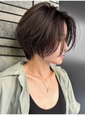 大人外国人風ショートレイヤーボブ 前下がりボブ 学割U24 A1004