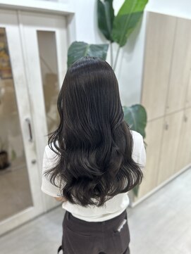 アイズ 横浜(IS) 【JUNKI指名】オリーブグレージュ/横浜