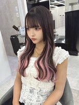 シィム(CYM) インナーカラー風/エクステ/ピンク/顔まわりレイヤーカット